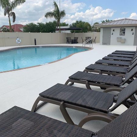 Mainstay Suites Sarasota I-75 Fruitville Exterior photo